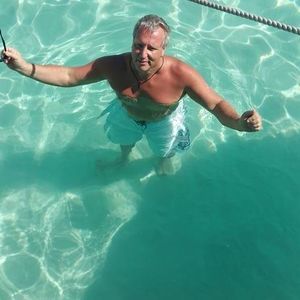 Meet your Posher, Russell